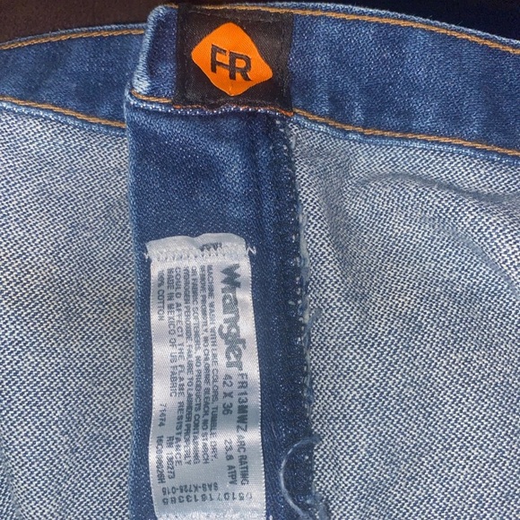 Wrangler 13Original Flame Resistant FR Jeans Men’s Size 42x36 - Picture 8 of 11